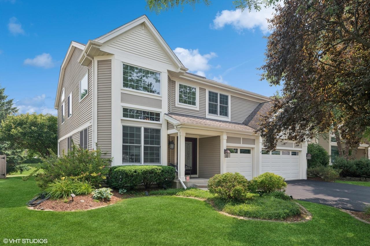 1085 Village Ln., Gurnee, IL 60031