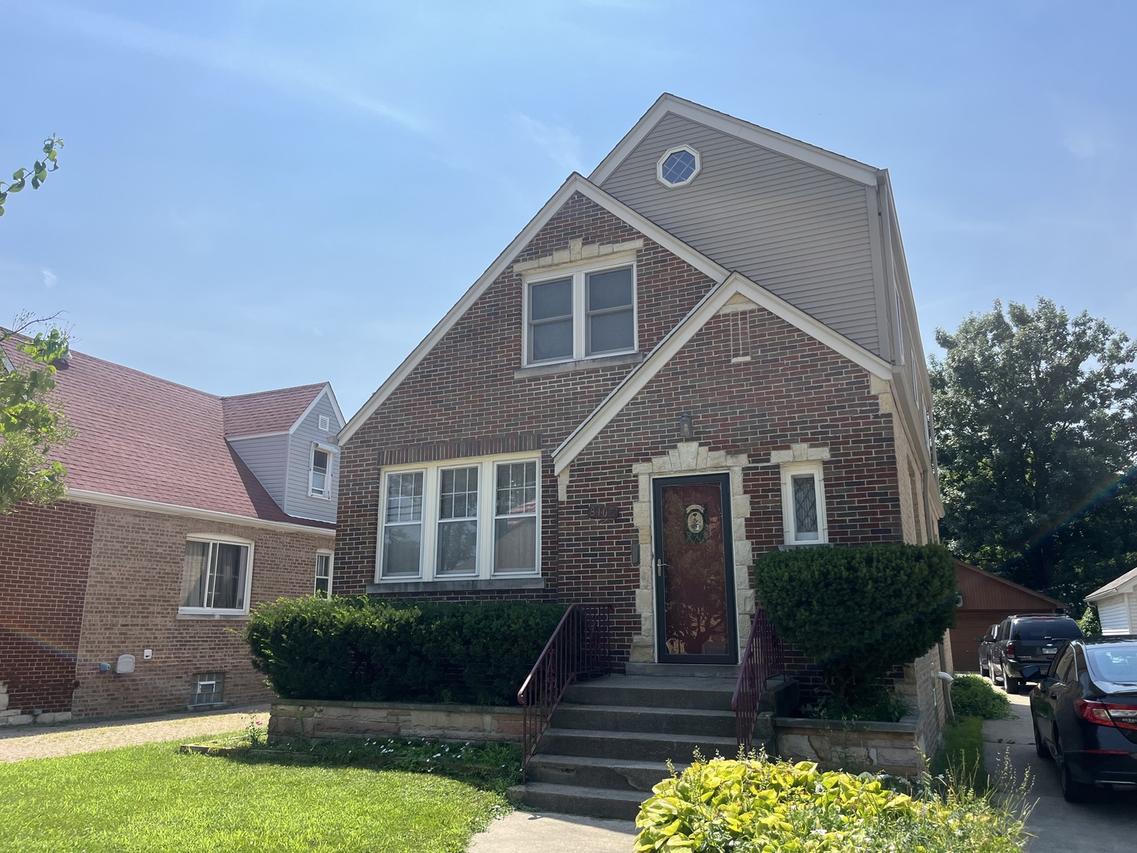 8105 W 26th St., North Riverside, IL 60546