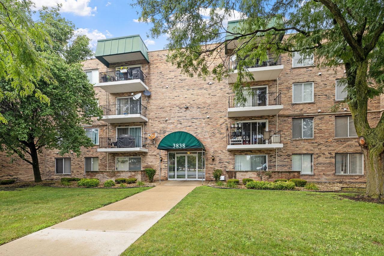 3838 W 111th St. #309, Chicago, IL 60655
