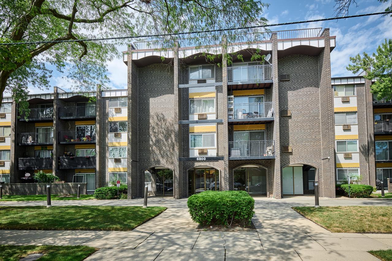 6800 N California Ave. #3S, Chicago, IL 60645