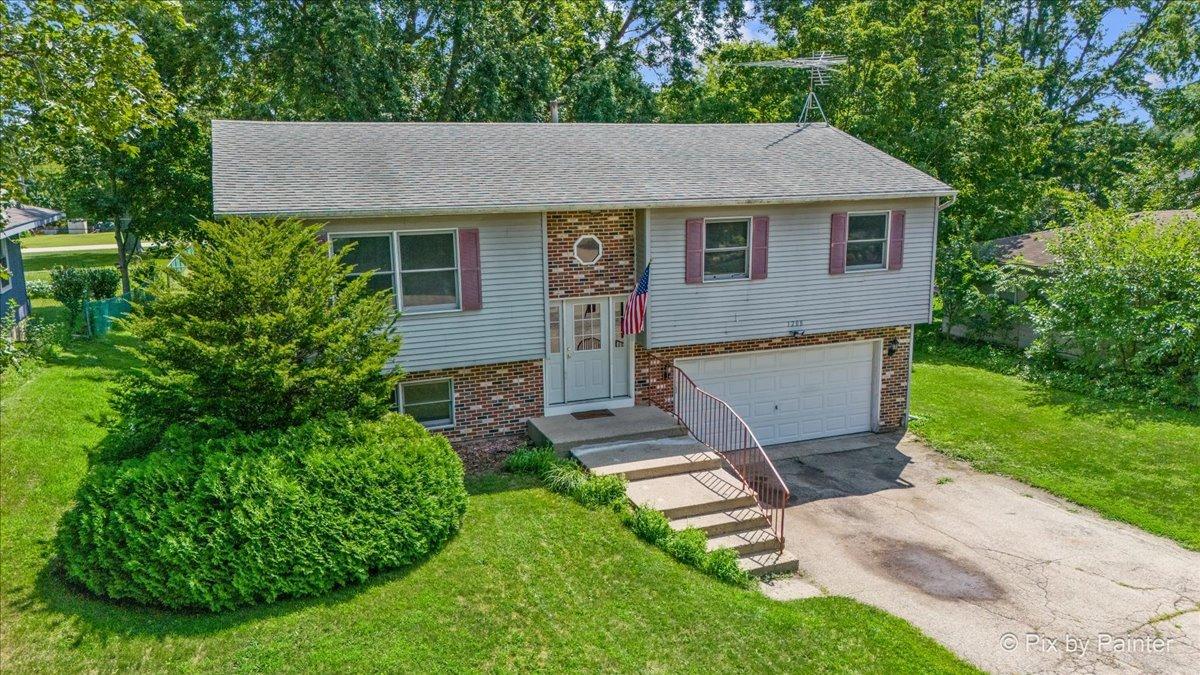 1208 Hilltop Blvd., Mchenry, IL 60050