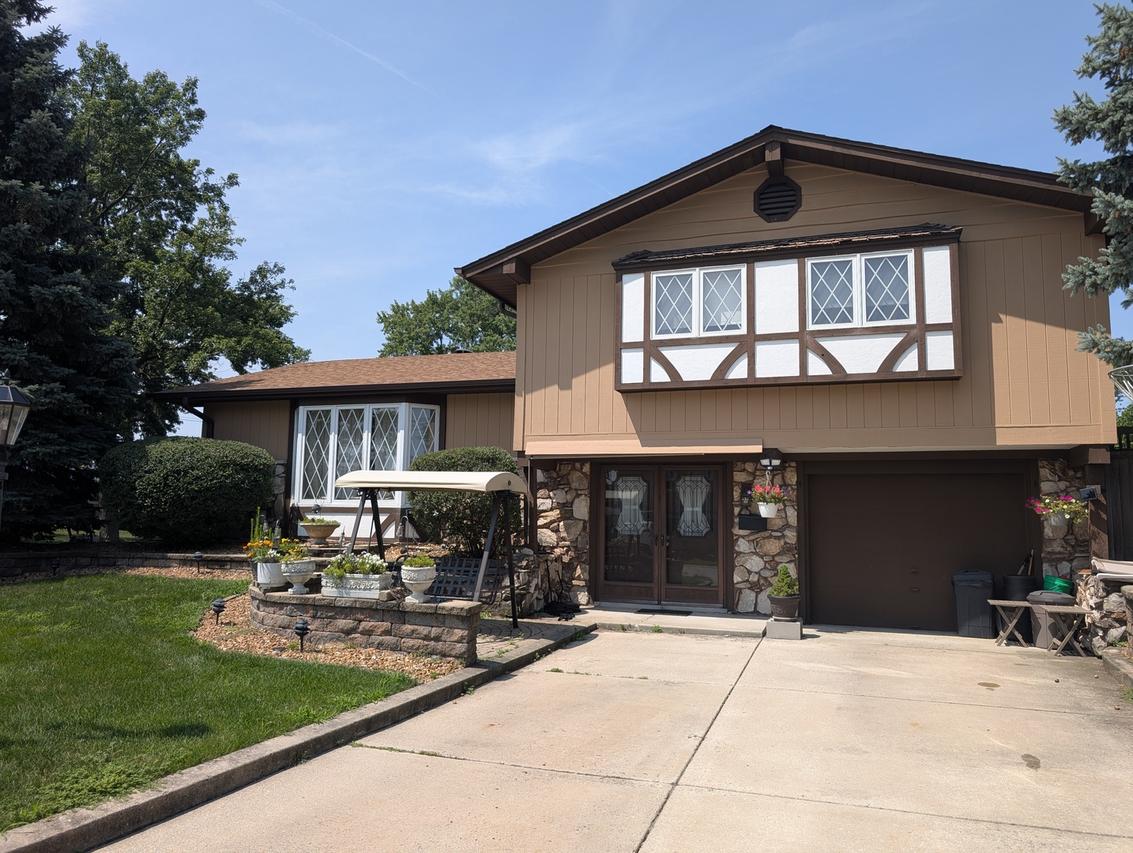 5442 Vine St., Oak Forest, IL 60452
