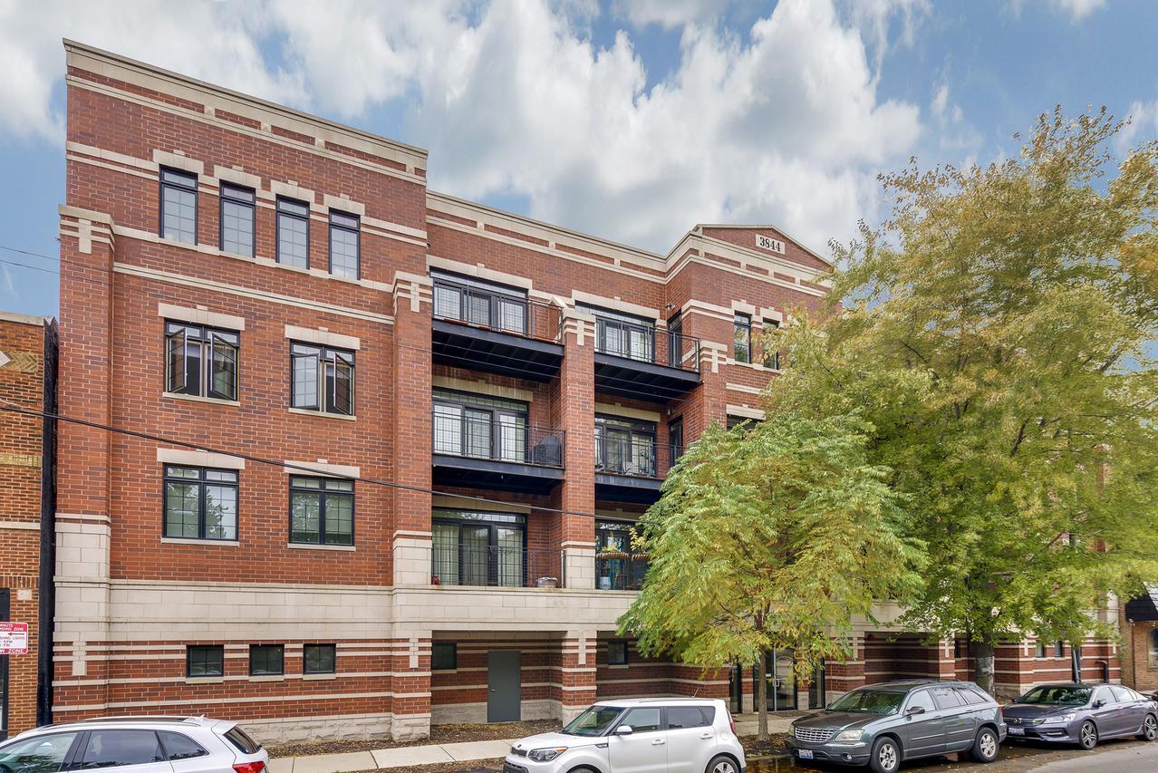 3844 N Ashland Ave. #21, Chicago, IL 60613