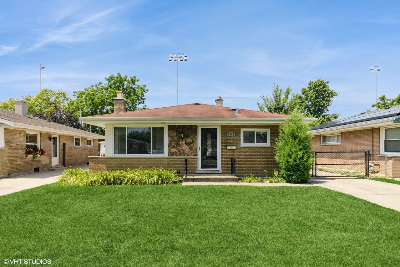 4732 N Oriole Ave., Norridge, IL 60706