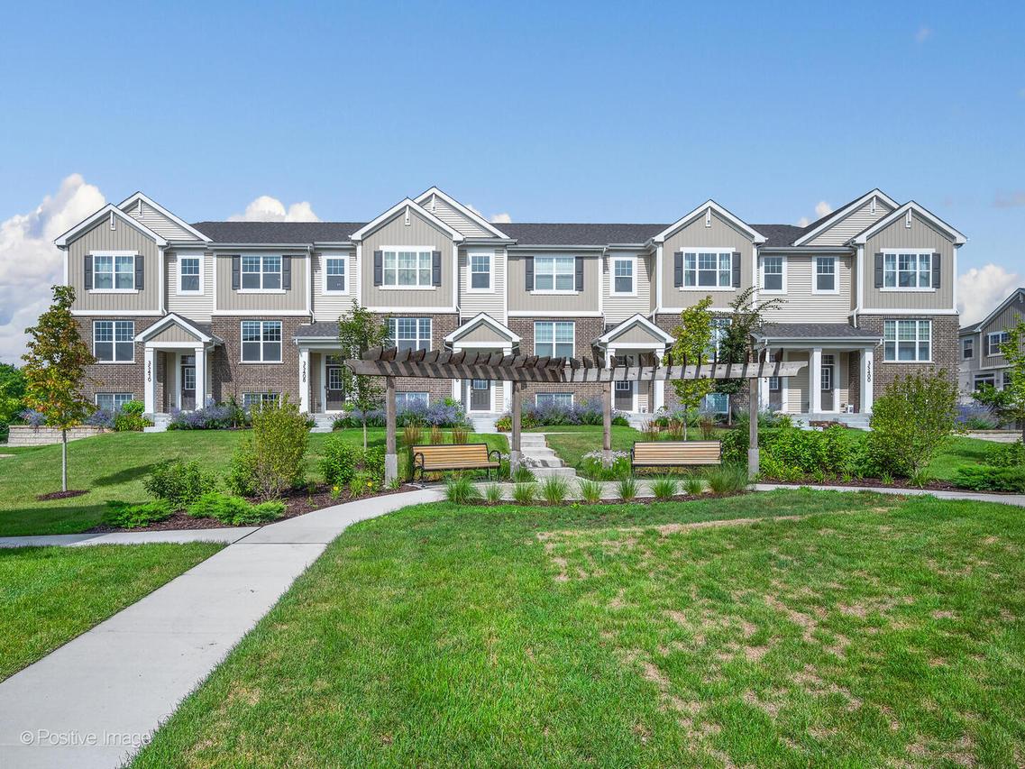 3S408 Wheeler Cir., Warrenville, IL 60563