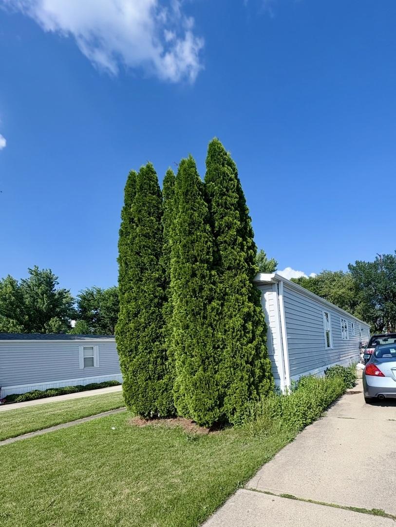 1110 S 9th St., Dekalb, IL 60115