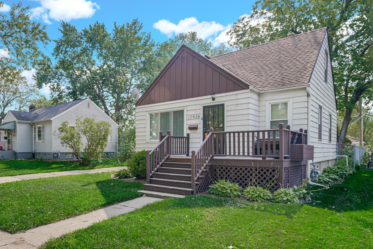 17926 Roy St., Lansing, IL 60438
