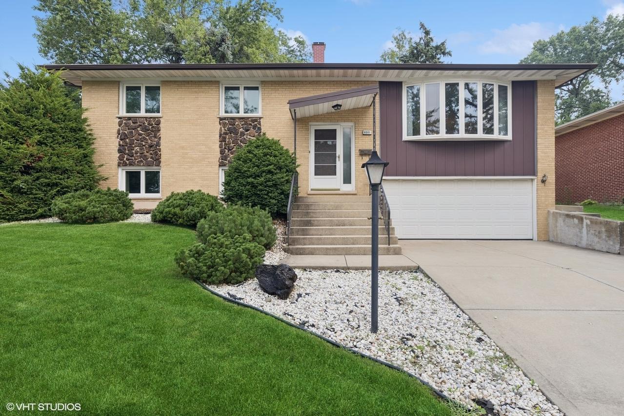 6501 Forestview Dr., Oak Forest, IL 60452