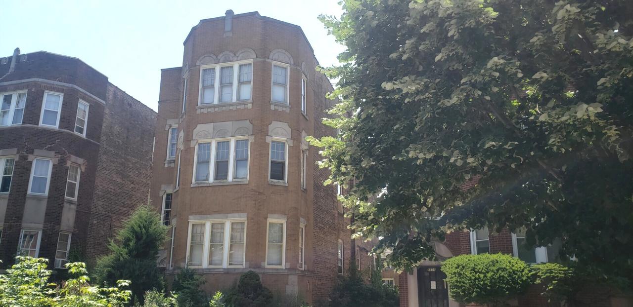 8840 S Dante Ave., Chicago, IL 60619
