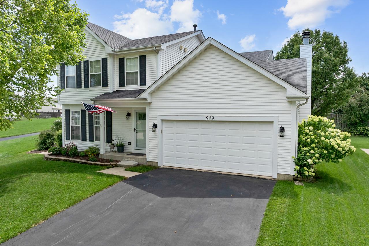 549 Maple Dr., Streamwood, IL 60107