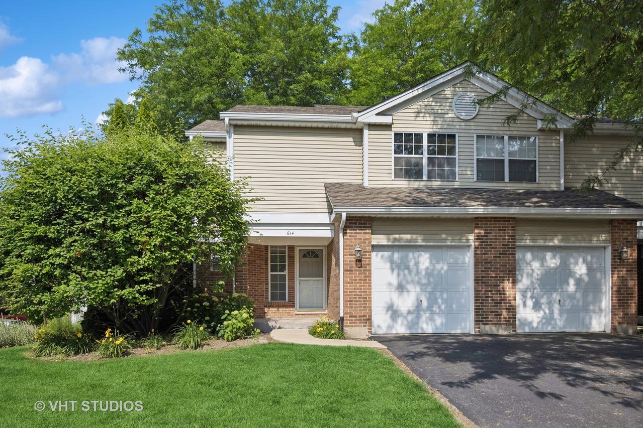 614 Hillview Ct., West Chicago, IL 60185