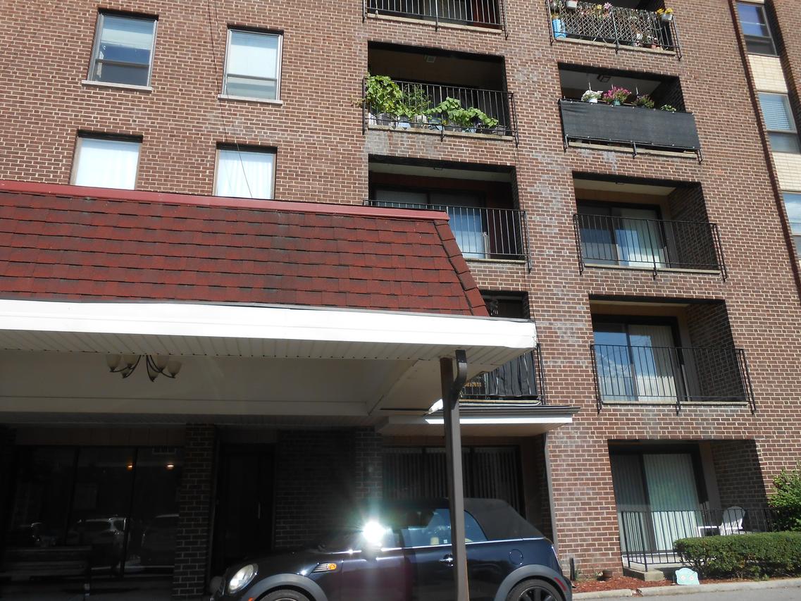 6330 N Lincoln Ave. #2A, Morton Grove, IL 60053