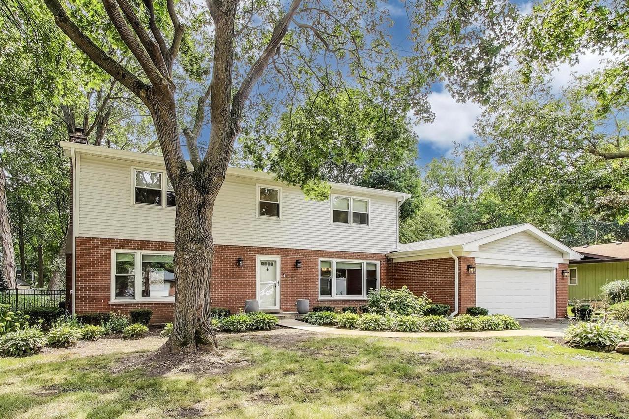 317 E Forest Ln., Palatine, IL 60067