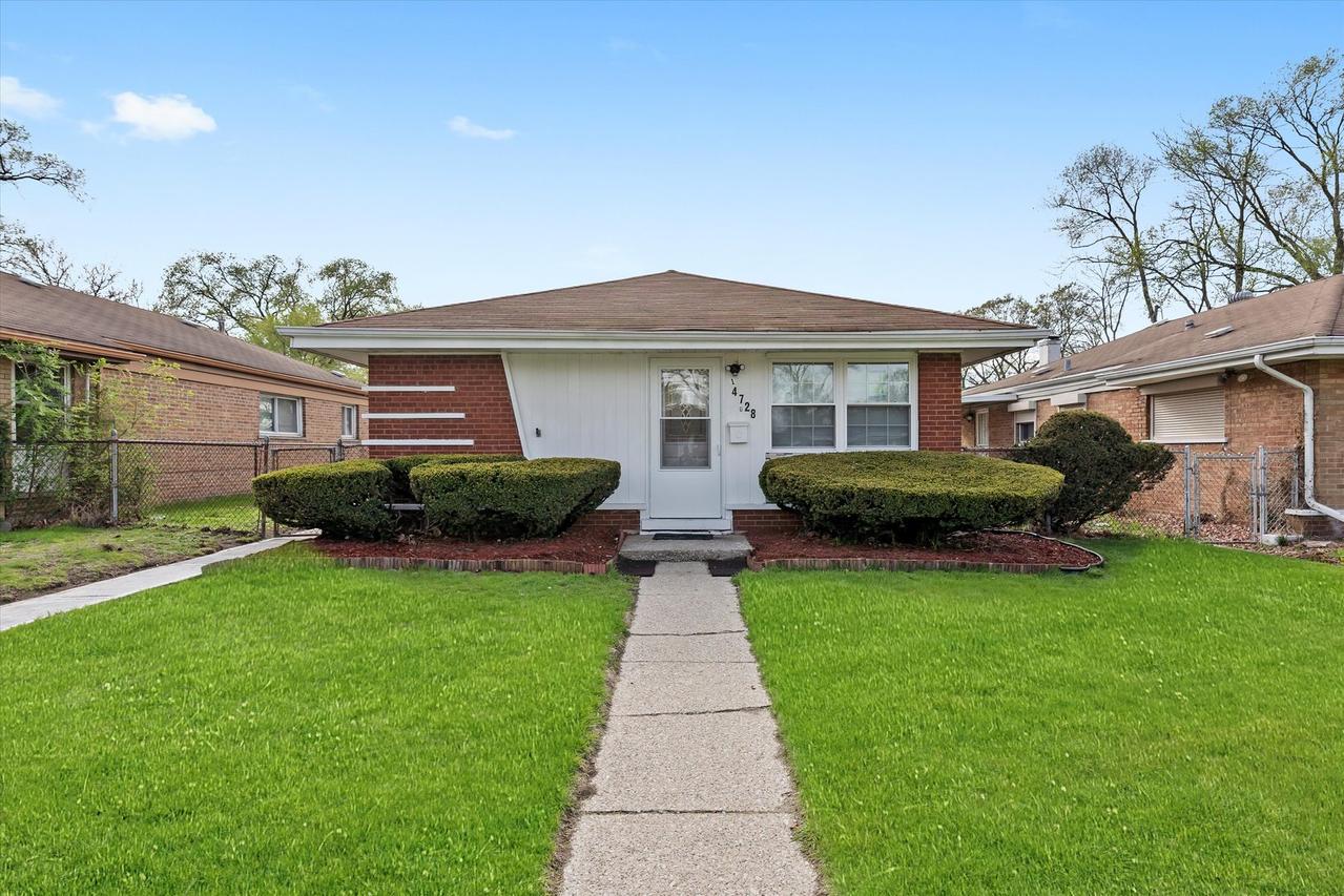 14728 Kenwood Ave., Dolton, IL 60419
