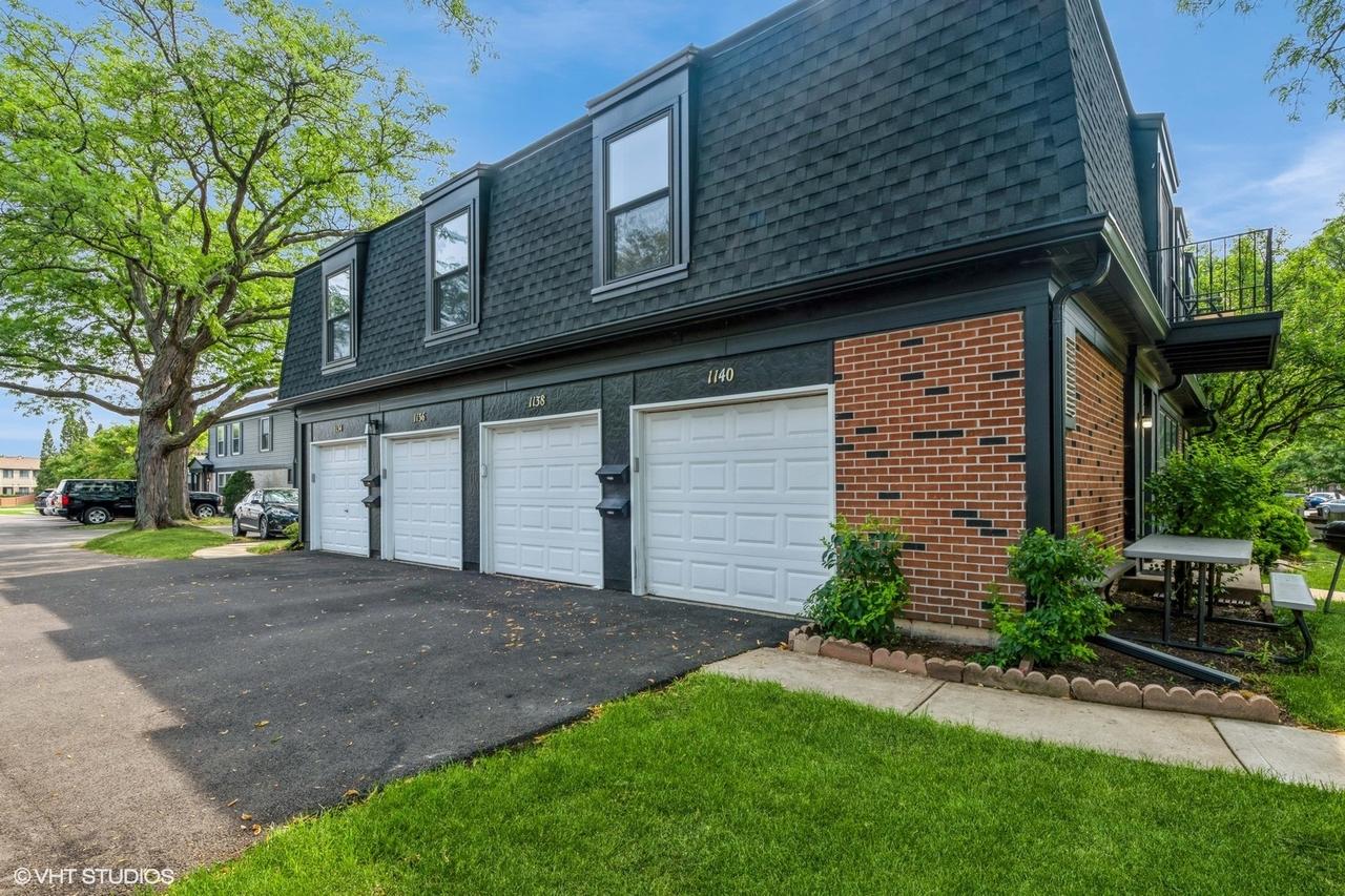 1138 Inverrary Ln., Deerfield, IL 60015