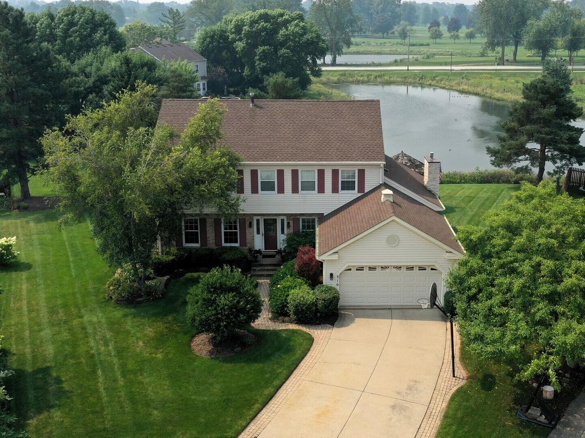 310 Lakeview Ct., Buffalo Grove, IL 60089