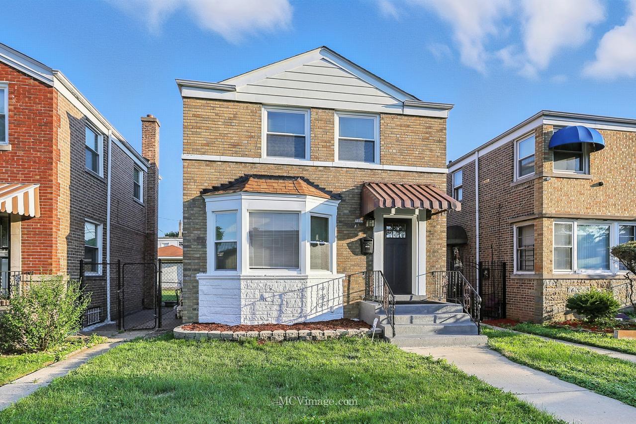 5069 W Van Buren St., Chicago, IL 60644