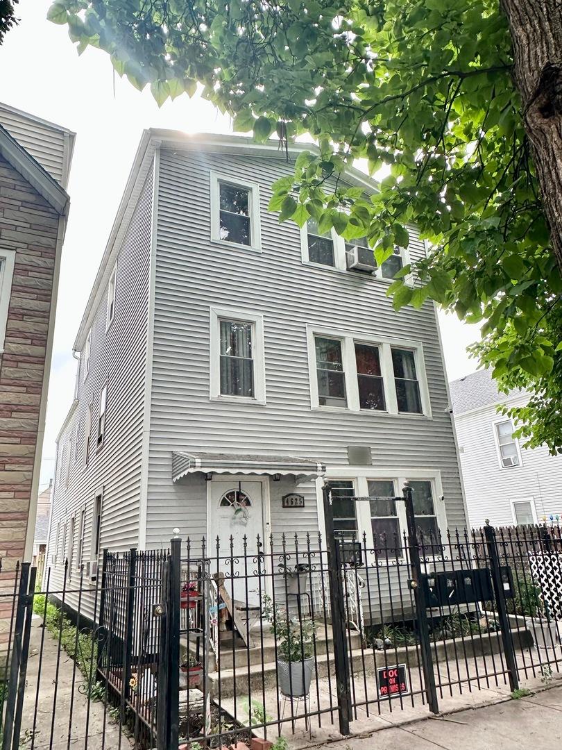 4625 S Whipple St., Chicago, IL 60632