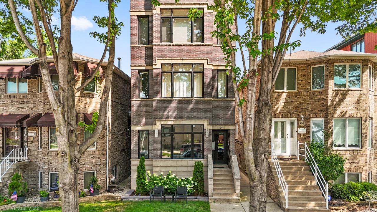 456 W 37th Pl. #2, Chicago, IL 60609