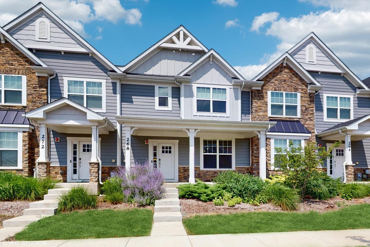 268 Hoffmann Dr., Buffalo Grove, IL 60089
