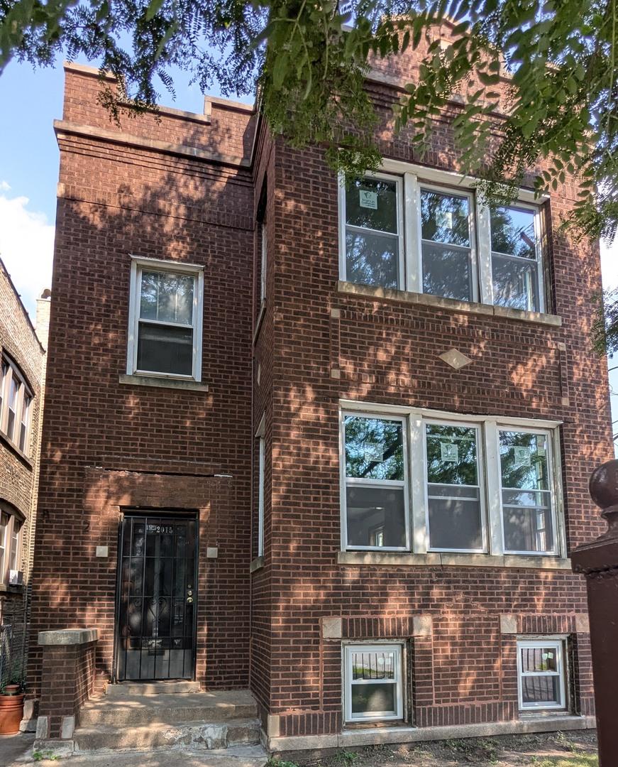 2015 N Leclaire Ave., Chicago, IL 60639
