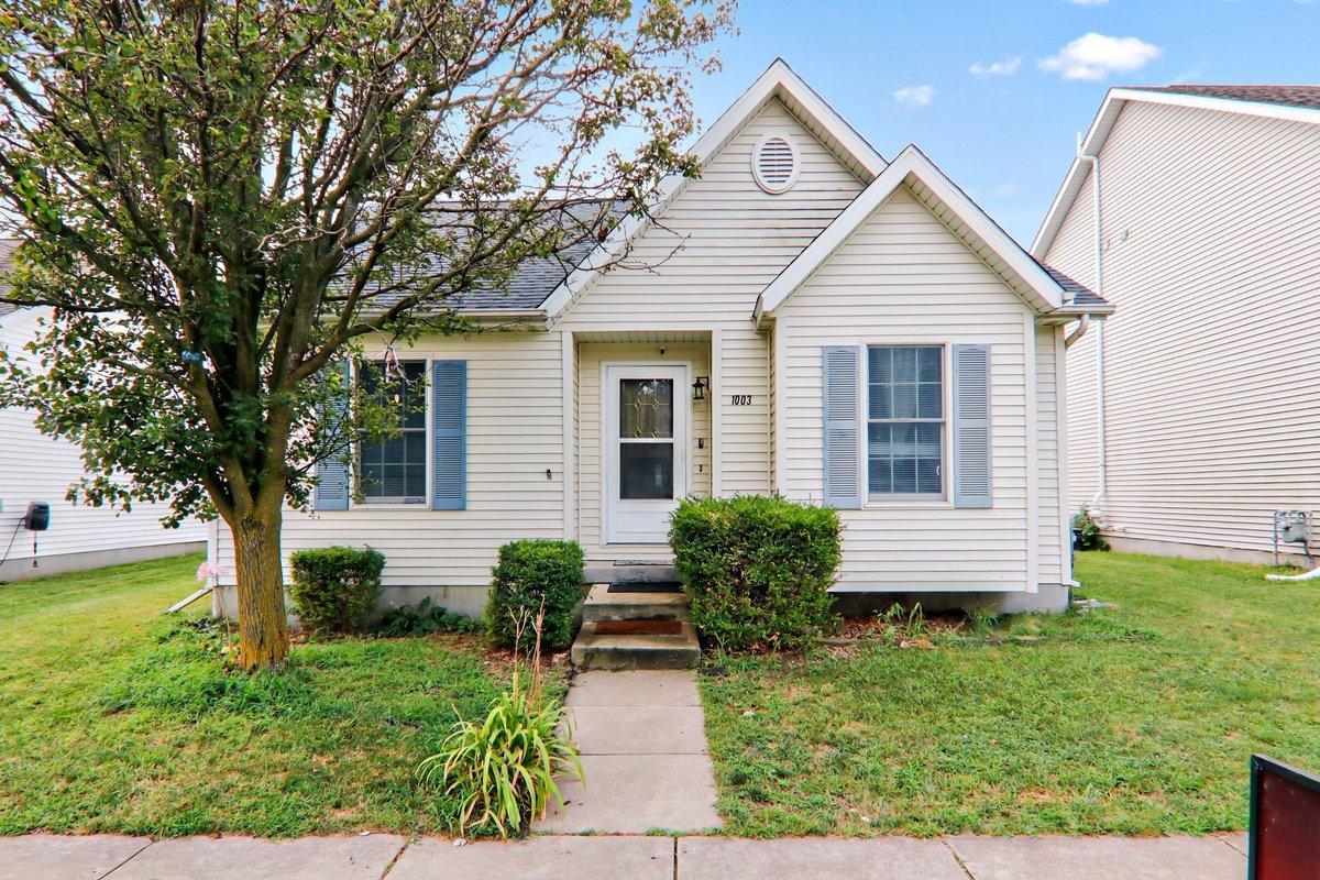 1003 Perry Ln., Normal, IL 61761