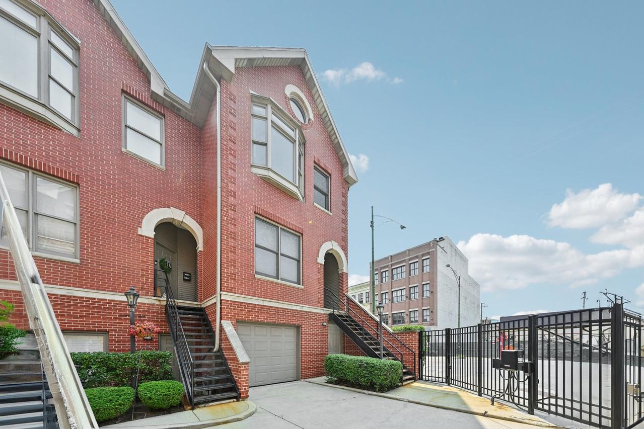 2243 N Greenview Ave. #D, Chicago, IL 60614