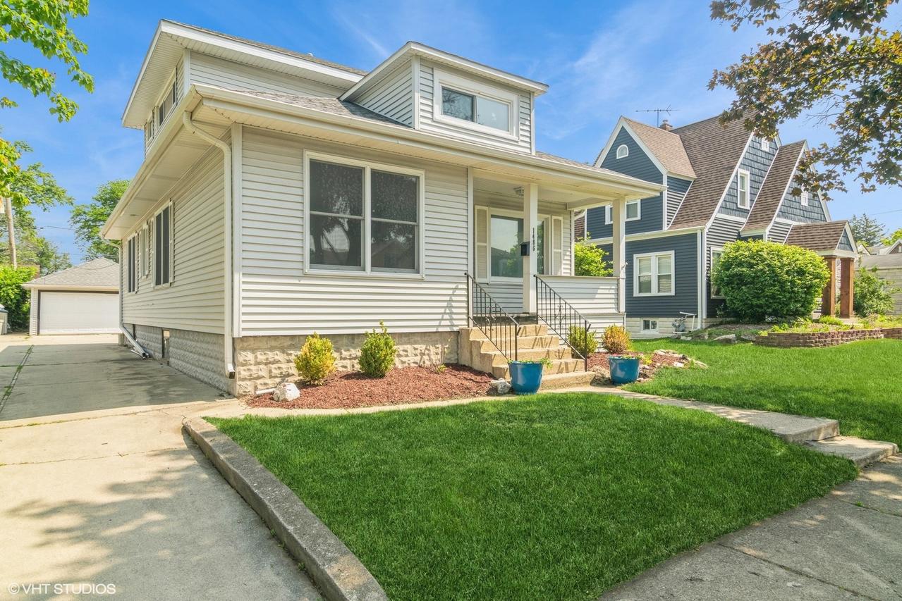 1486 Van Buren Ave., Des Plaines, IL 60018