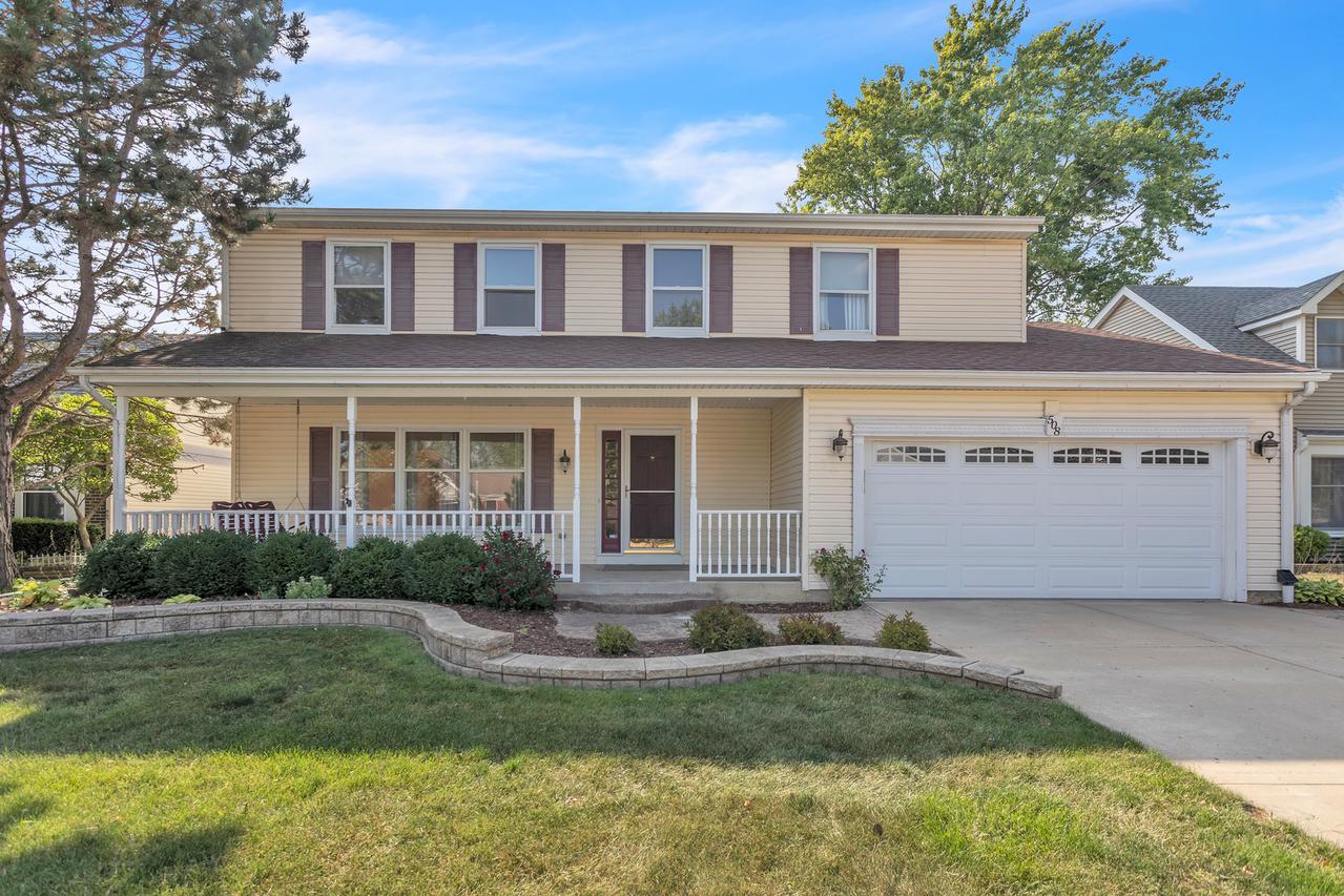 508 N Walnut Ln., Schaumburg, IL 60194