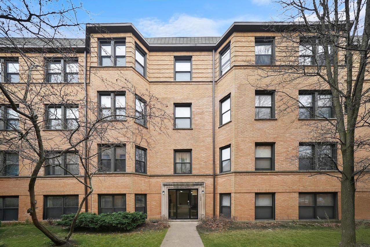 7633 N Greenview Ave. #3W, Chicago, IL 60626
