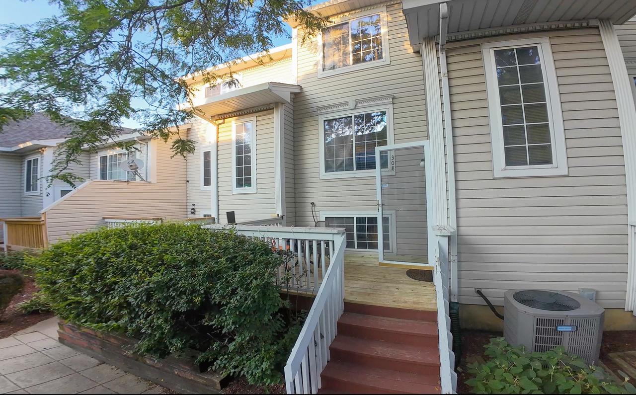 308 Fieldstone Ct. #1, Bolingbrook, IL 60440