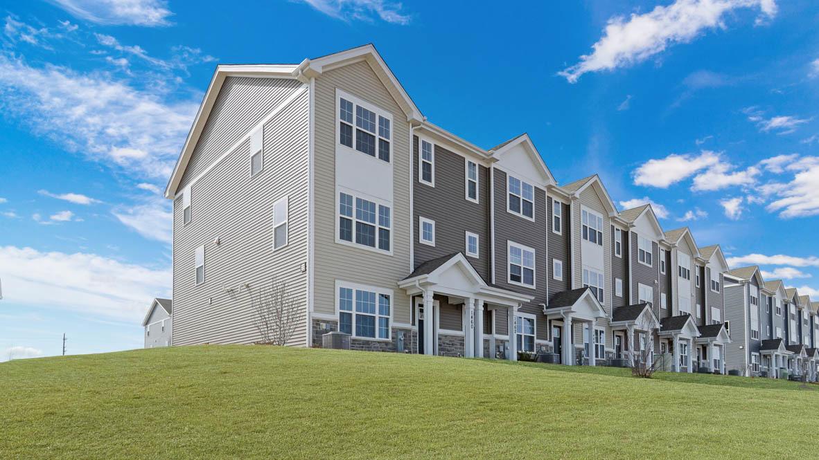 1554 Sequoia Way, Pingree Grove, IL 60140