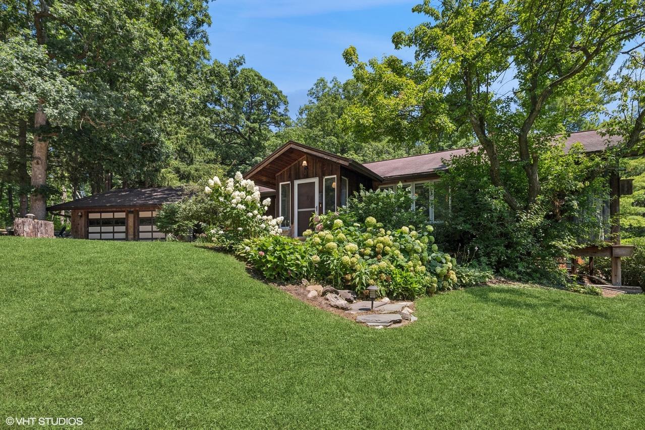 4363 Oak Leaf, Long Grove, IL 60047