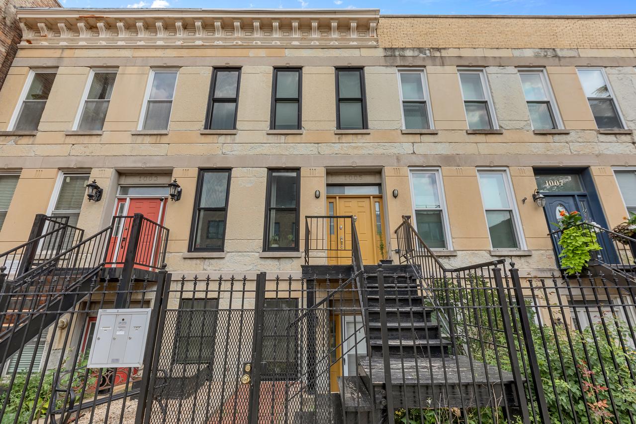 1005 S Racine Ave., Chicago, IL 60607