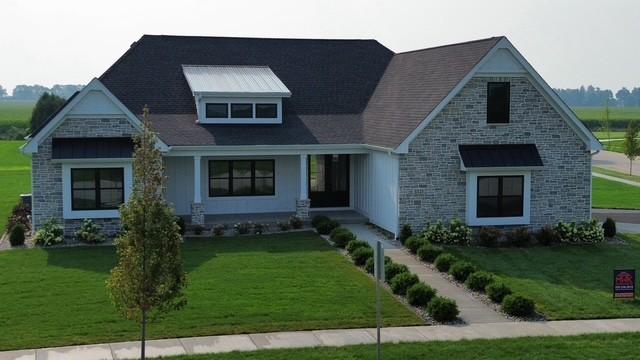 5521 Legend Dr., Yorkville, IL 60560