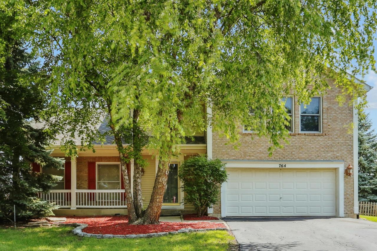 764 Springbrook Ln., Bolingbrook, IL 60490