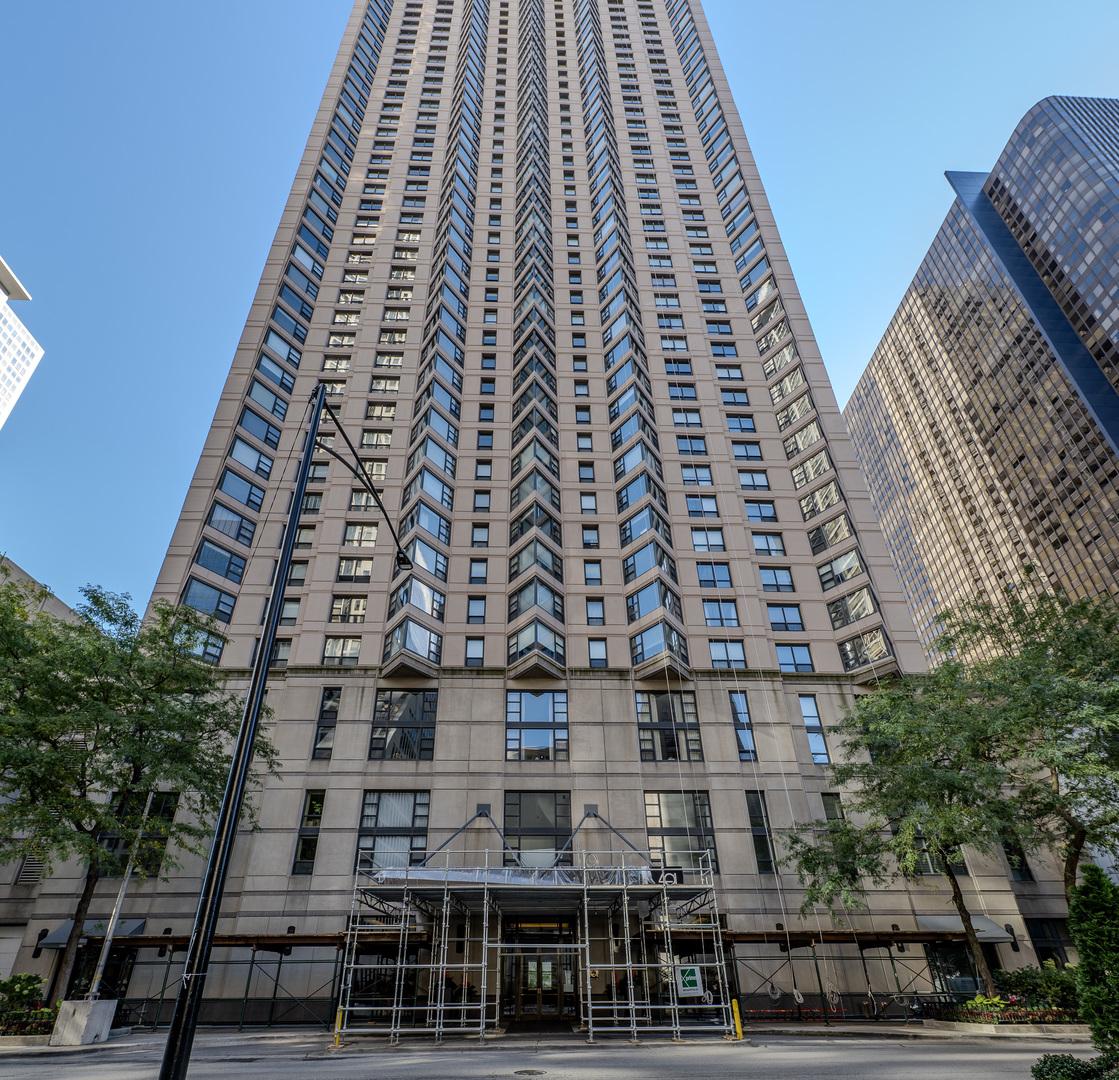 401 E Ontario St. #4006, Chicago, IL 60611