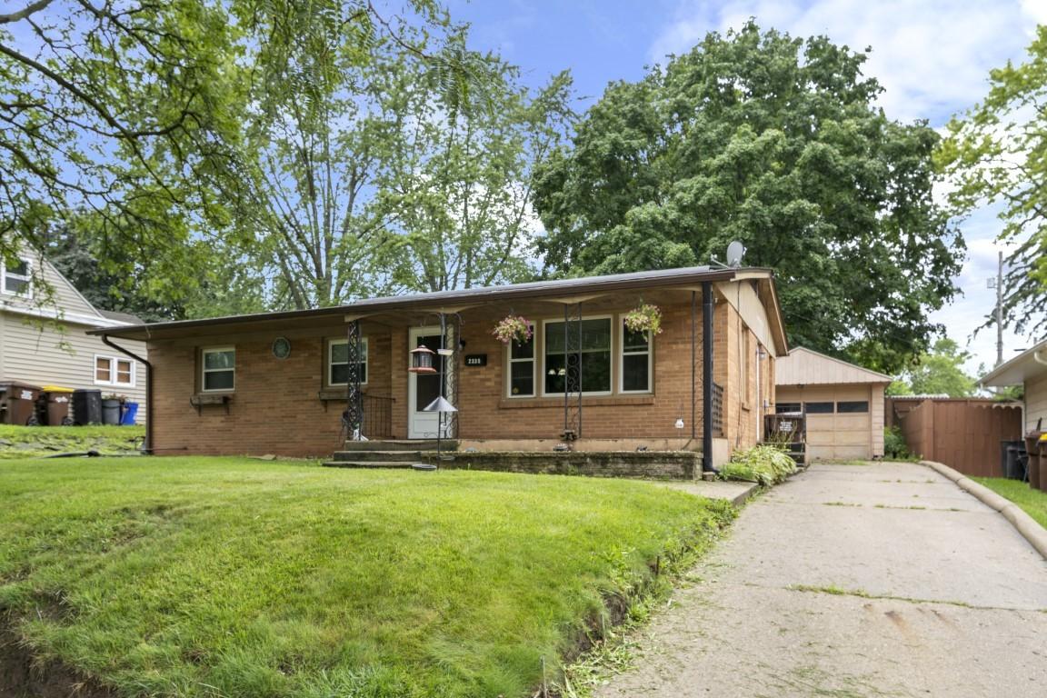 2335 Cornell Dr., Rockford, IL 61108
