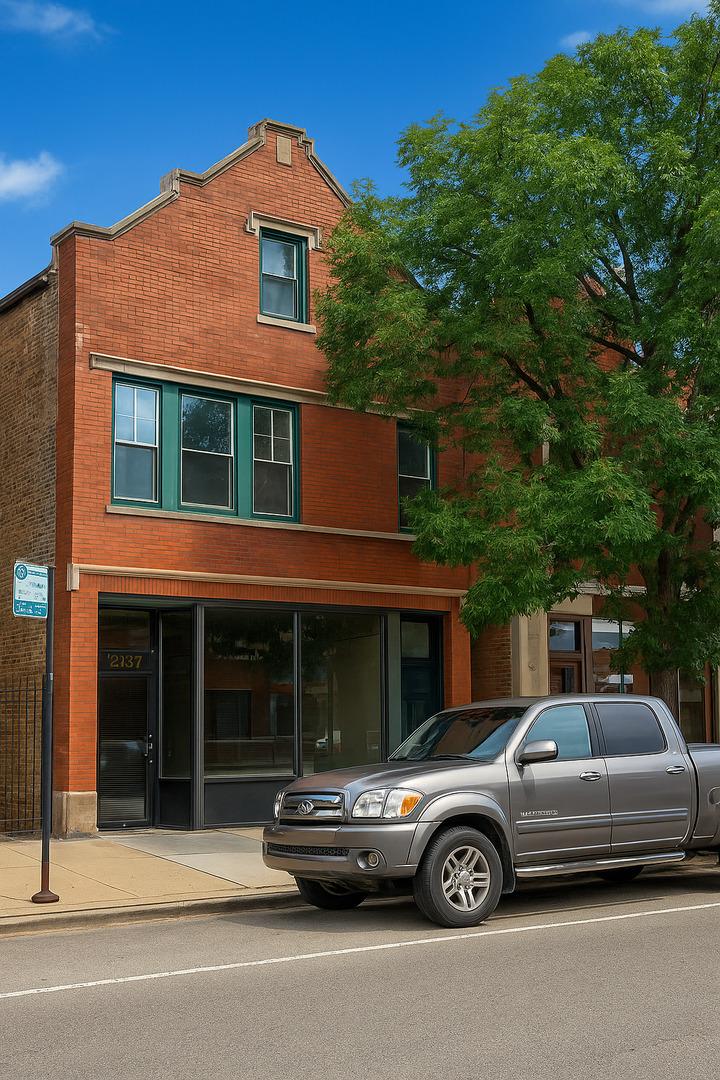 2137 W Chicago Ave., Chicago, IL 60622