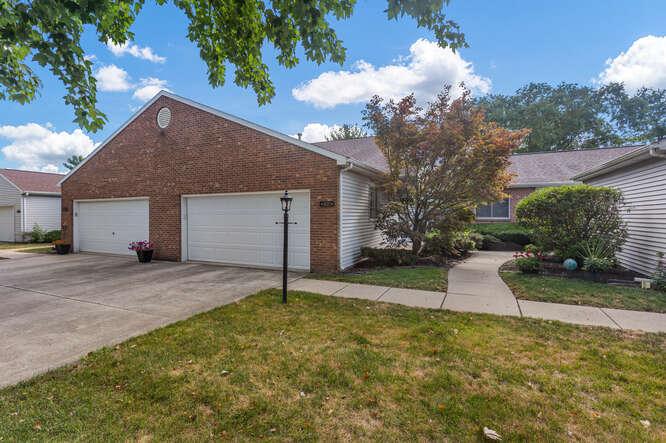 802 Ramblewood Ct. #802C, Savoy, IL 61874