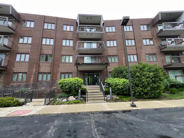 400 E Dundee Rd. #405C, Buffalo Grove, IL 60089