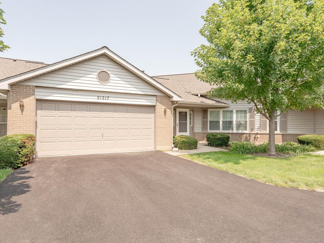 21217 Silktree Cir., Plainfield, IL 60544