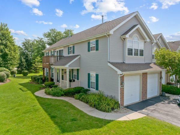 7408 Grandview Ct., Carpentersville, IL 60110