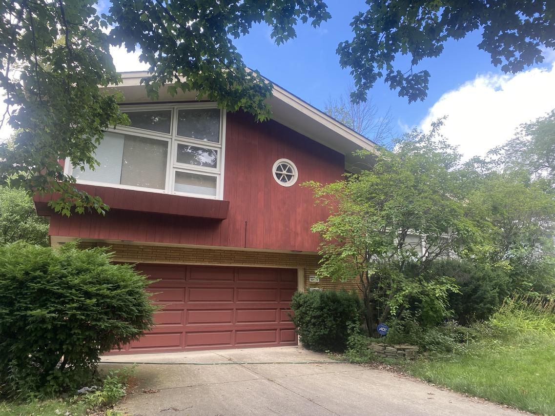 9010 Keeler Ave., Skokie, IL 60076