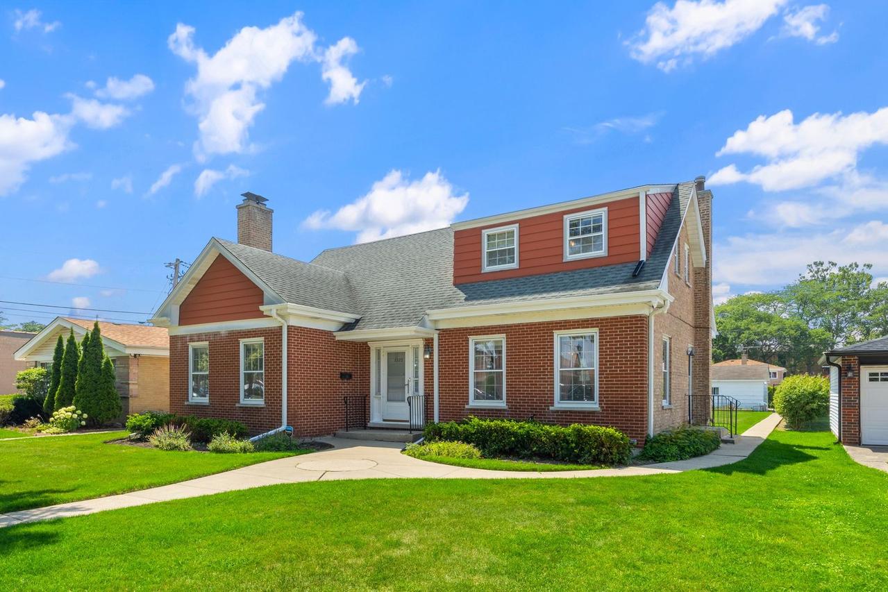 8822 Central Park Ave., Evanston, IL 60203