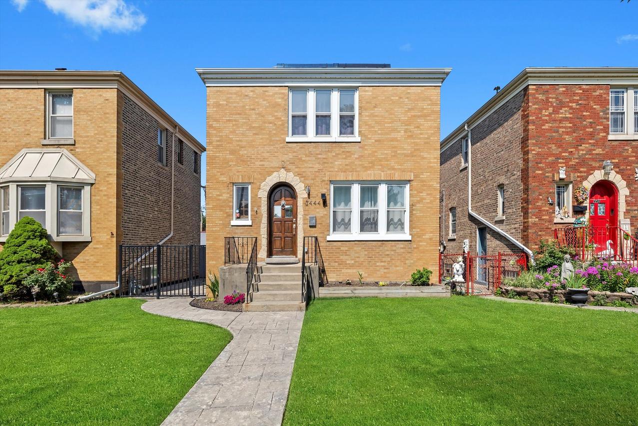 3444 S 61st Ct., Cicero, IL 60804