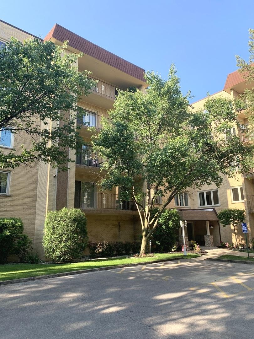 6430 W Belle Plaine Ave. #202, Chicago, IL 60634