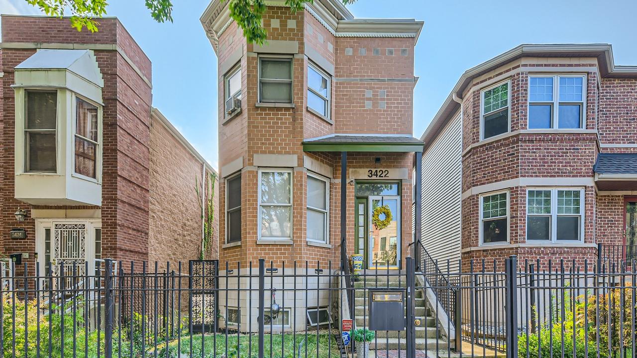 3422 S Prairie Ave., Chicago, IL 60616