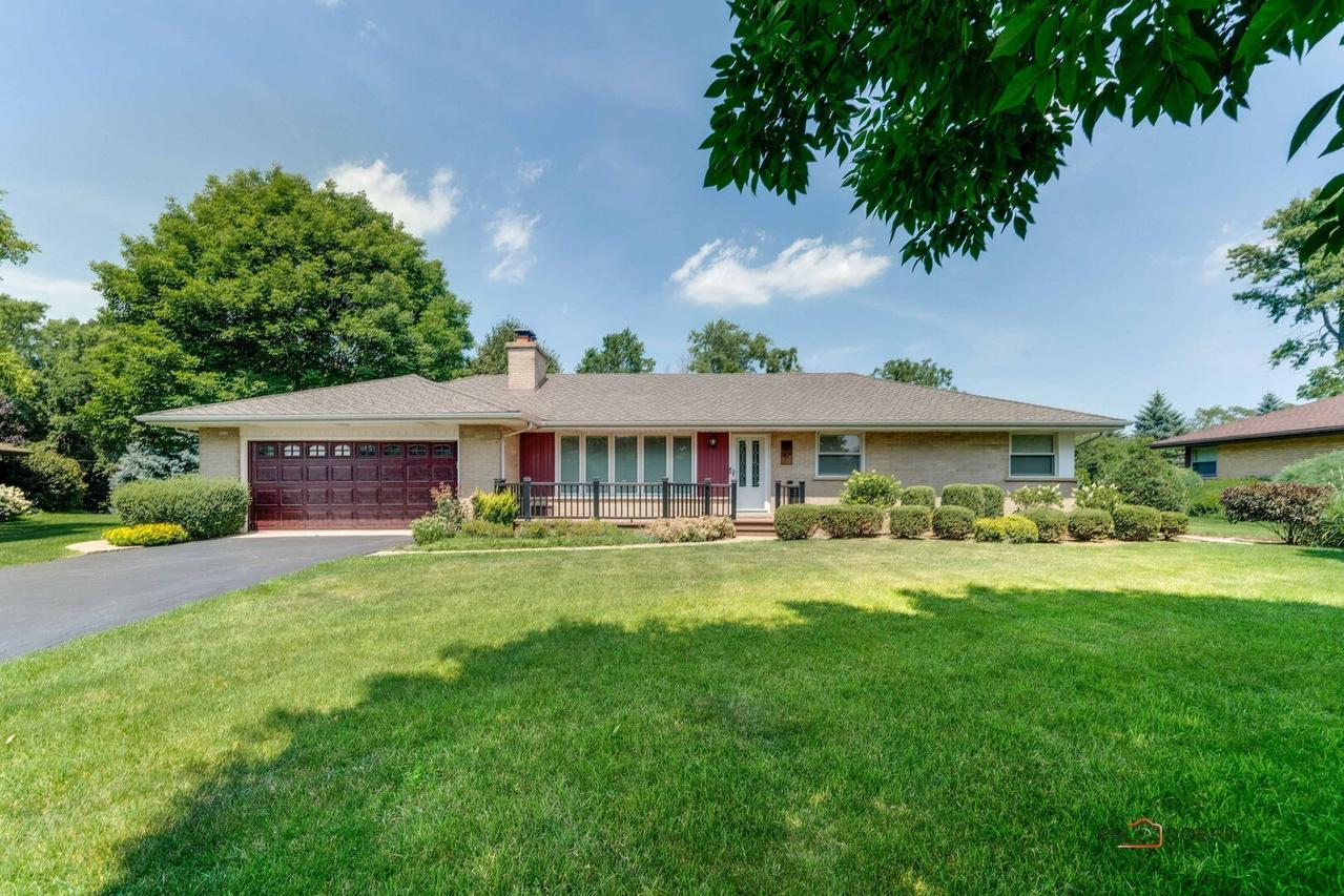 414 Hillcrest Dr., Prospect Heights, IL 60070