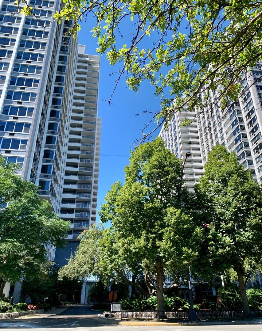 4250 N Marine Dr. #801, Chicago, IL 60613